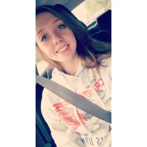 Meet your Posher, Dani